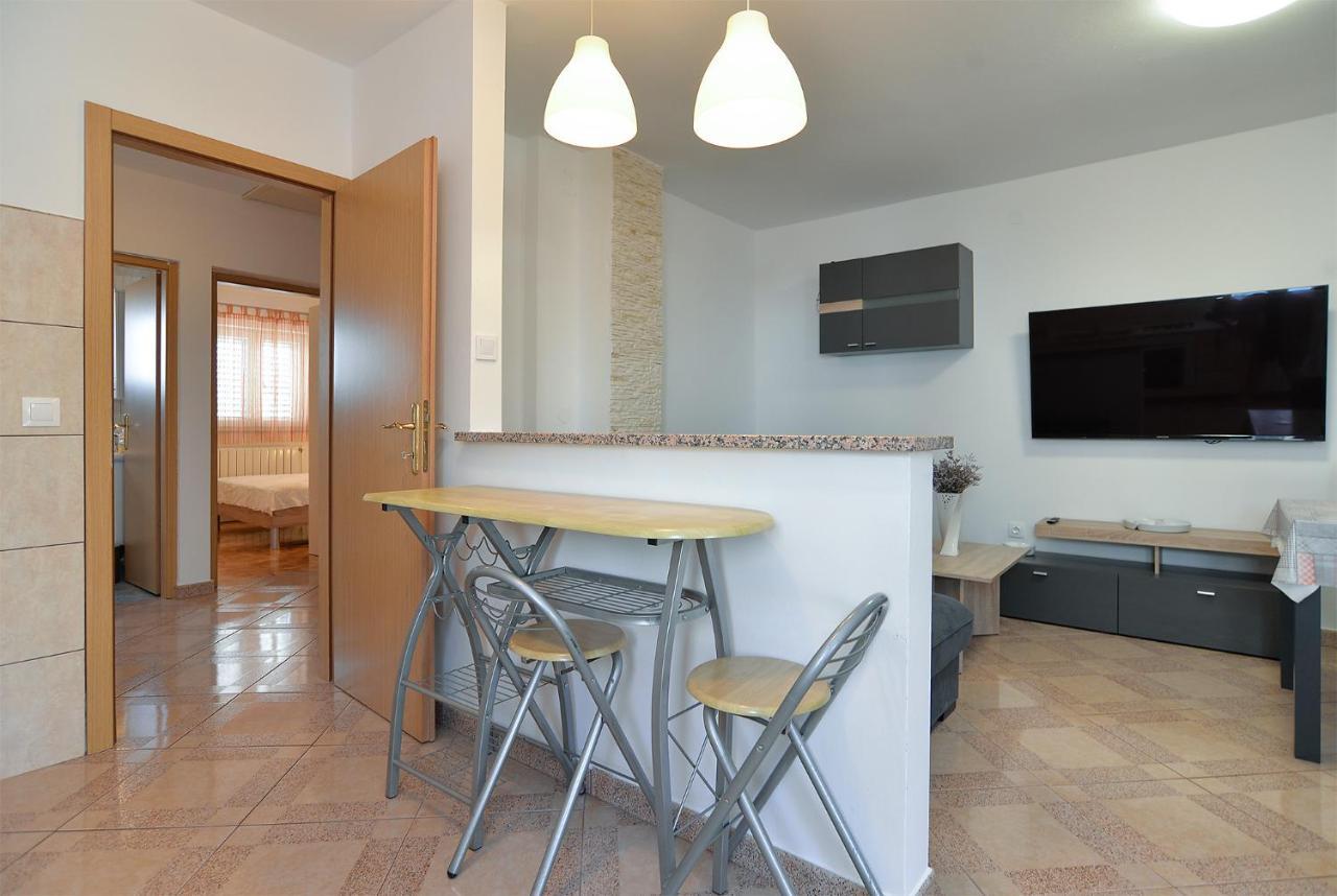 Apartments Milena 436 Fažana Exterior foto