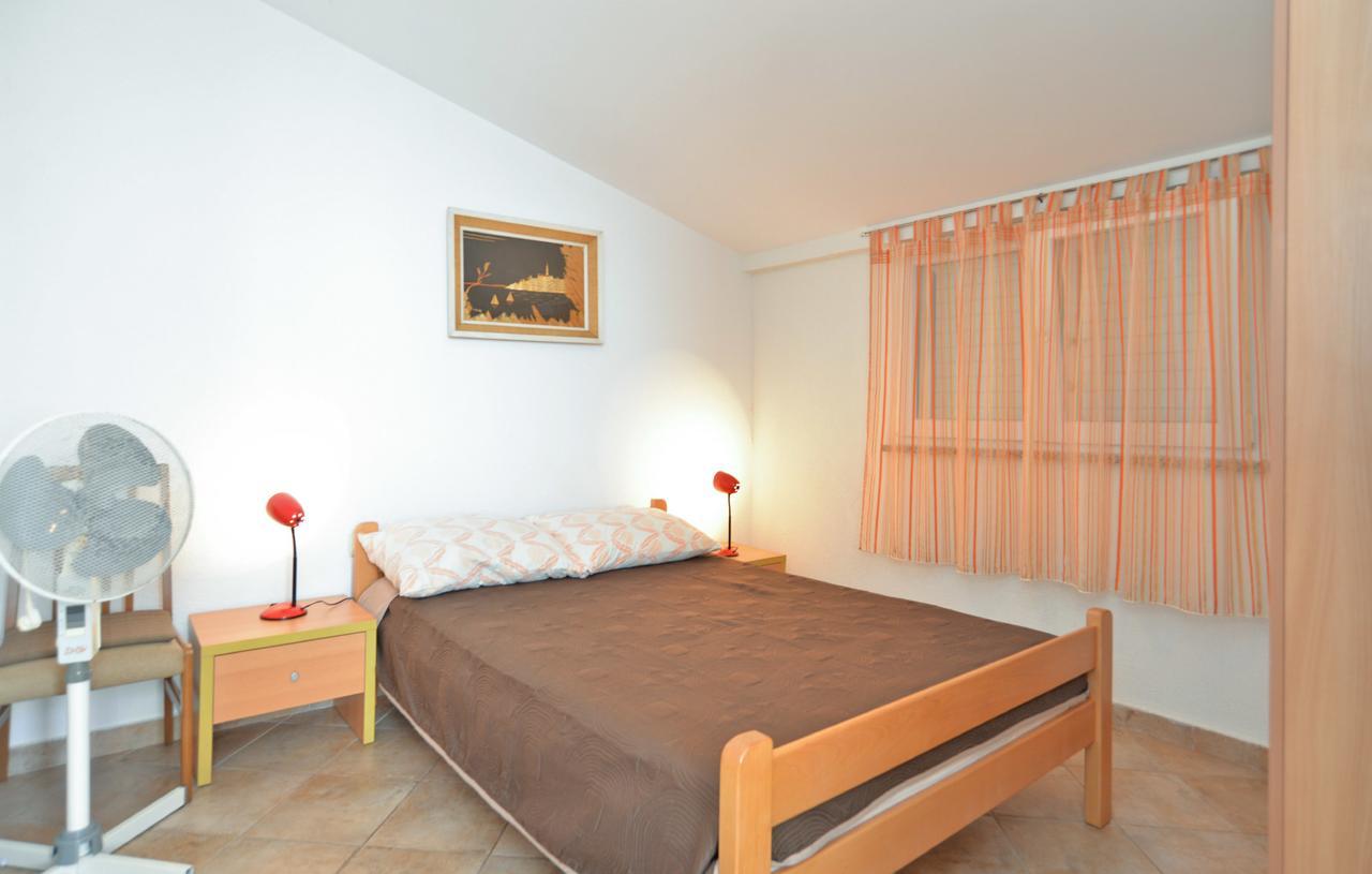Apartments Milena 436 Fažana Exterior foto
