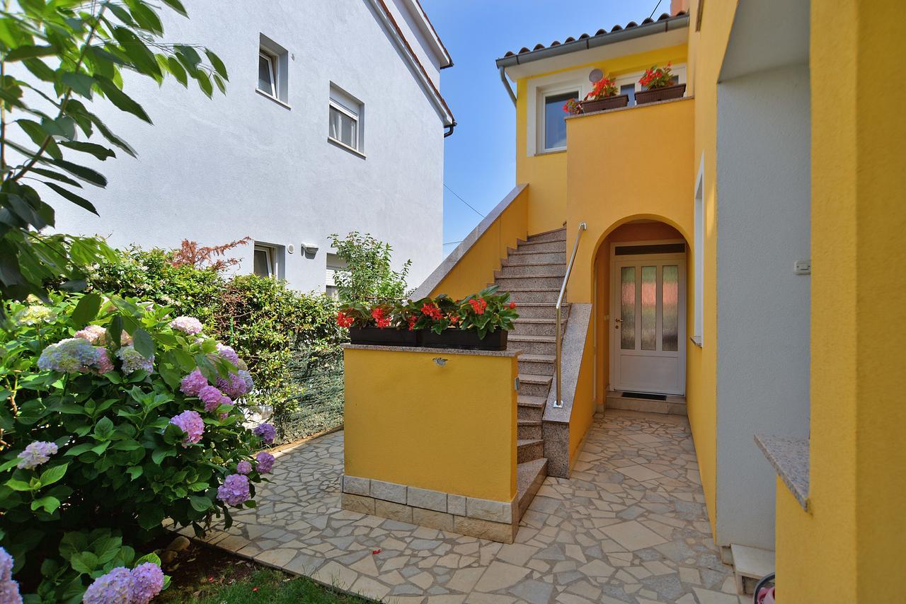 Apartments Milena 436 Fažana Exterior foto