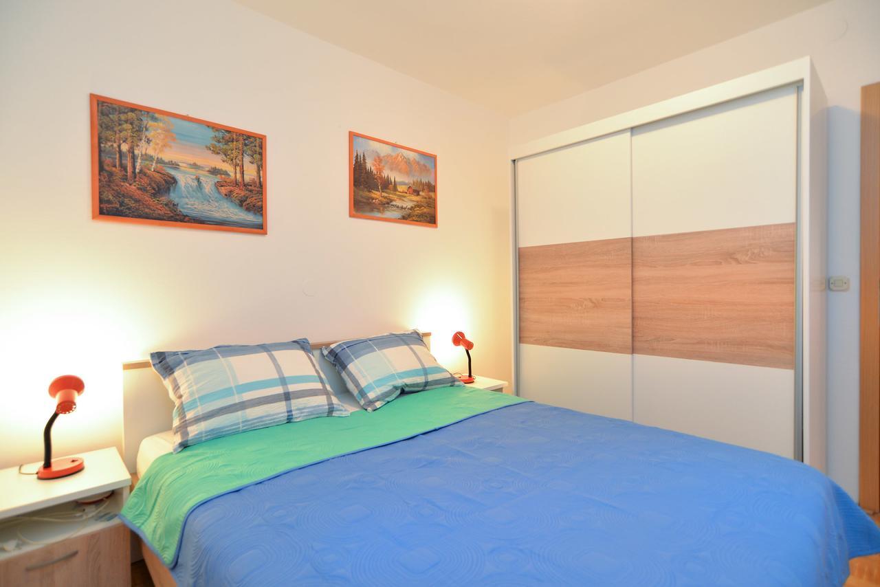 Apartments Milena 436 Fažana Exterior foto