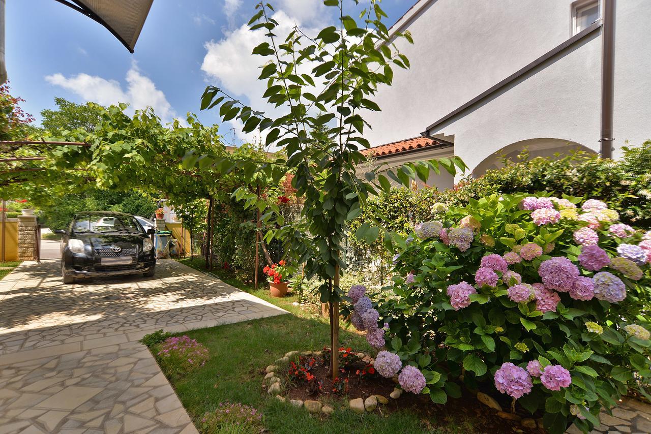 Apartments Milena 436 Fažana Exterior foto